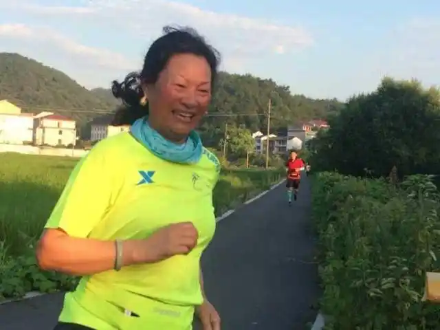 2017浙江马拉松_马拉松浙江记录_马拉松浙江一姐是谁