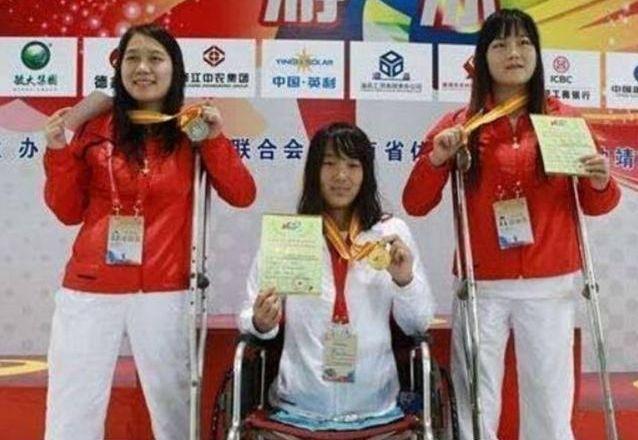 游泳冠军女孩叫中国小朋友_中国游泳冠军小女孩叫什么_中国女子游泳小将