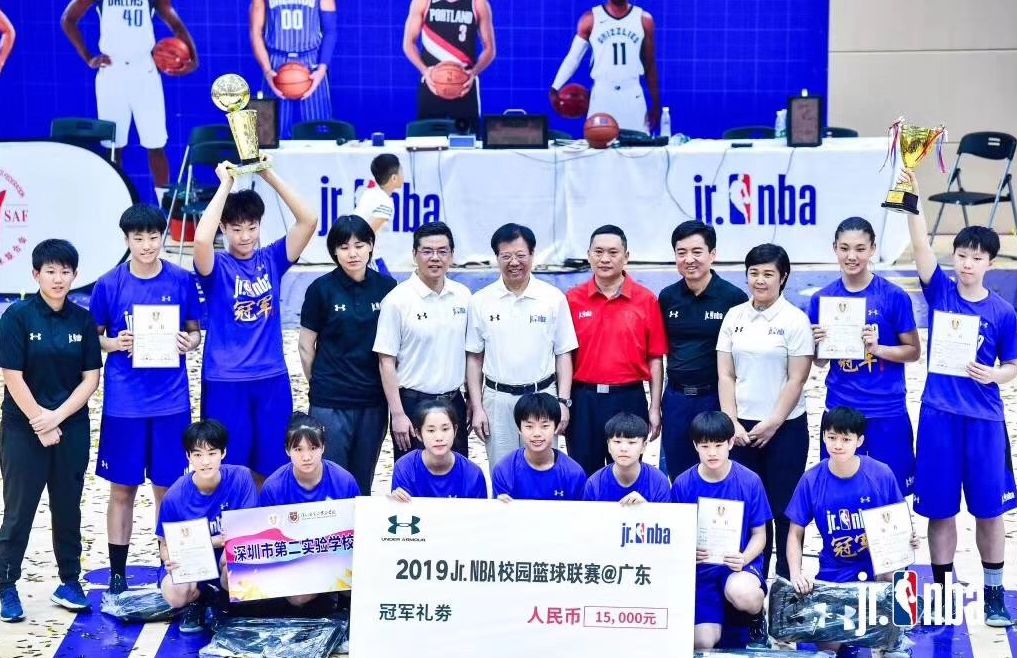 河源篮球联赛历届冠军是谁_篮球联赛历届河源冠军是哪一年_河源籍篮球运动员