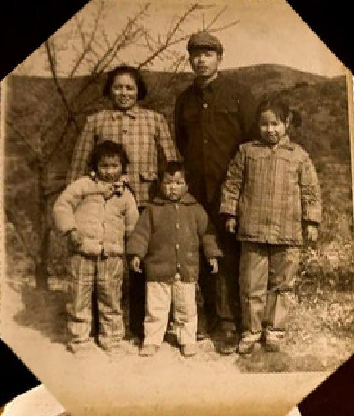 小孩举重冠军_举重冠军的孩子_举重冠军孩子怎么教育