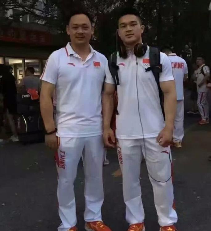 举重冠军孩子怎么教育_举重冠军的孩子_举重冠军孩子怎么称呼