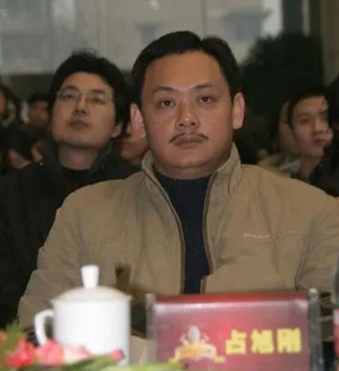 举重冠军的孩子_举重冠军孩子怎么教育_举重冠军孩子怎么称呼