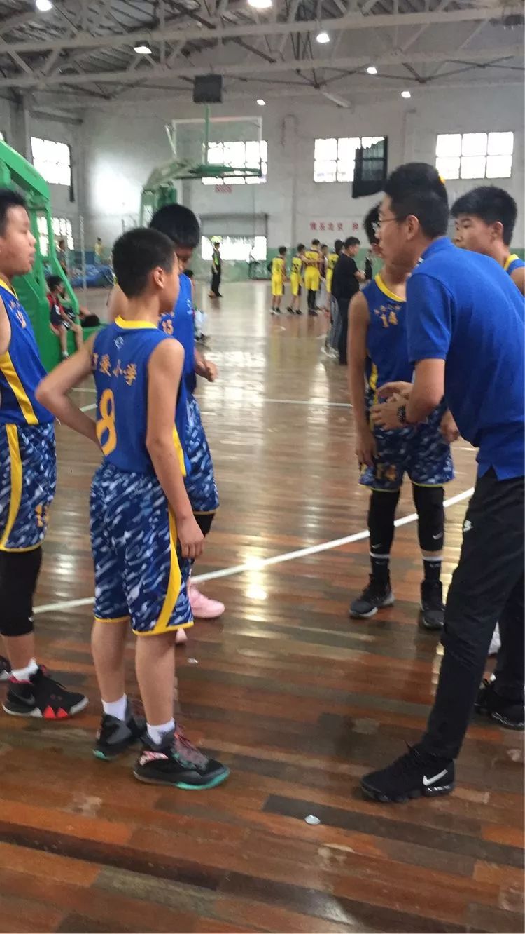 杭州篮球比赛2021_杭州拱墅区男子篮球赛冠军_杭州篮球