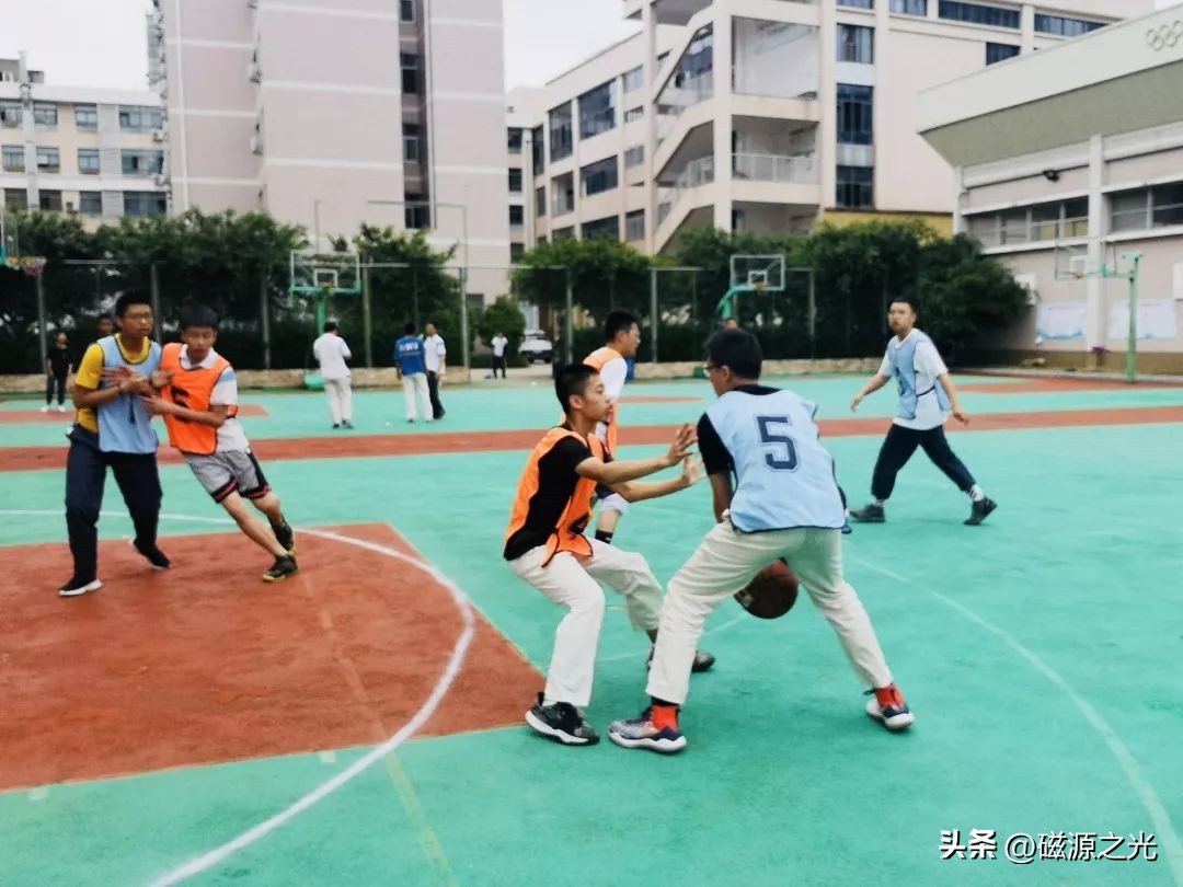 篮球斗牛小技巧_篮球斗牛规则换不换发_换篮球斗牛规则发球视频